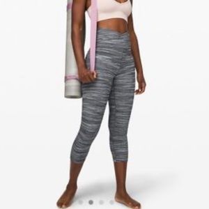 Lululemon align criss cross waist size 4